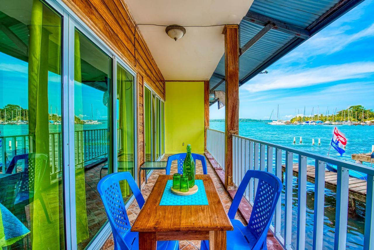 Los Balcones Over The Sea Hotel Bocas del Toro Екстериор снимка