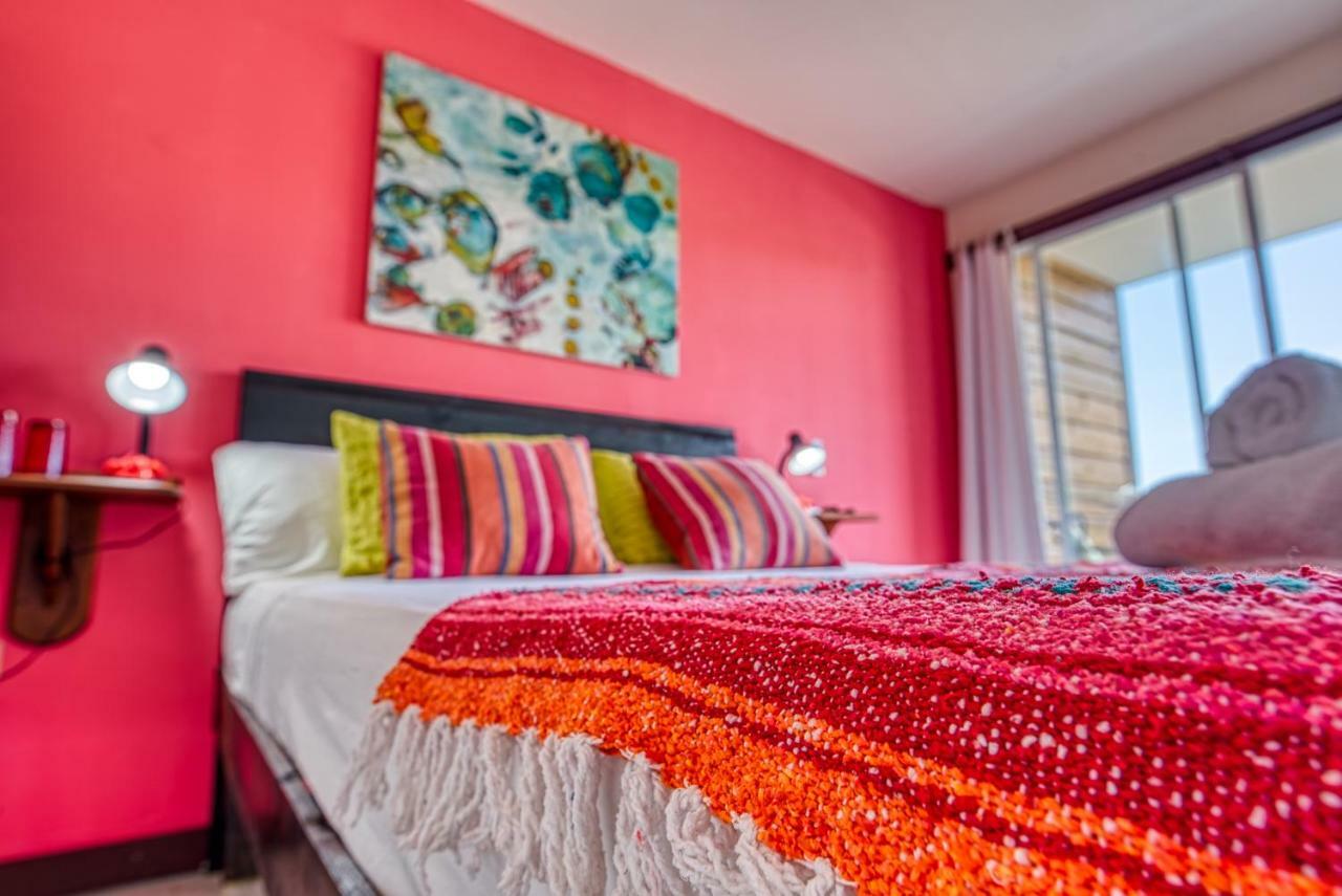 Los Balcones Over The Sea Hotel Bocas del Toro Екстериор снимка